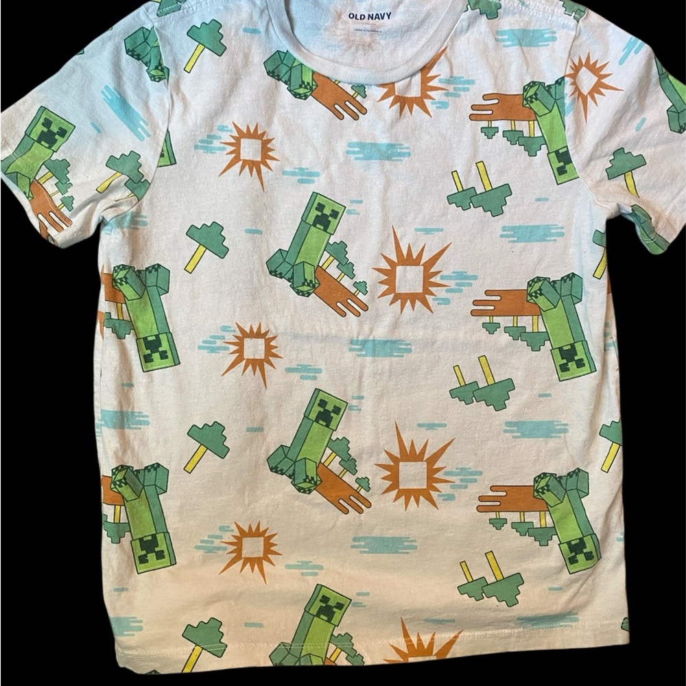 Boys Minecraft T-Shirt! Size 10/12